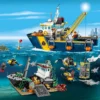 11-Set-City-Real-Life-Hero-Deep-Sea-Exploration-Vessel-City-717PCS-block-toys